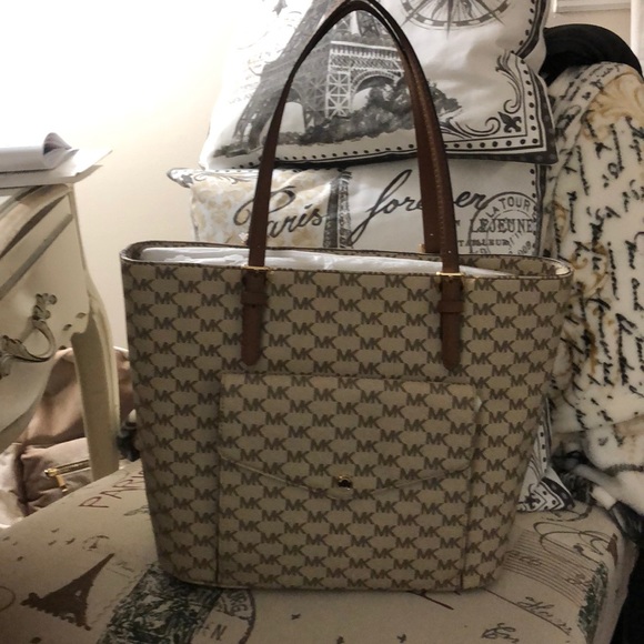 MICHAEL Michael Kors Handbags - Michael Kors Purse